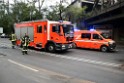 LKW blieb unter Bruecke haengen Koeln Ehrenfeld Innere Kanalstr Hornstr P438